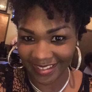 Meet your Posher, Ivy